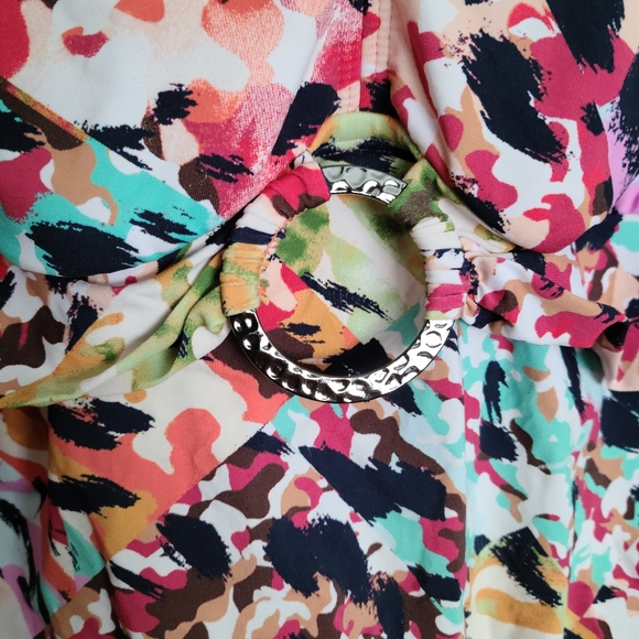 Bleu by Rod Beattie cap-sleeve one-piece women's swimsuit - Picture 4 of 6